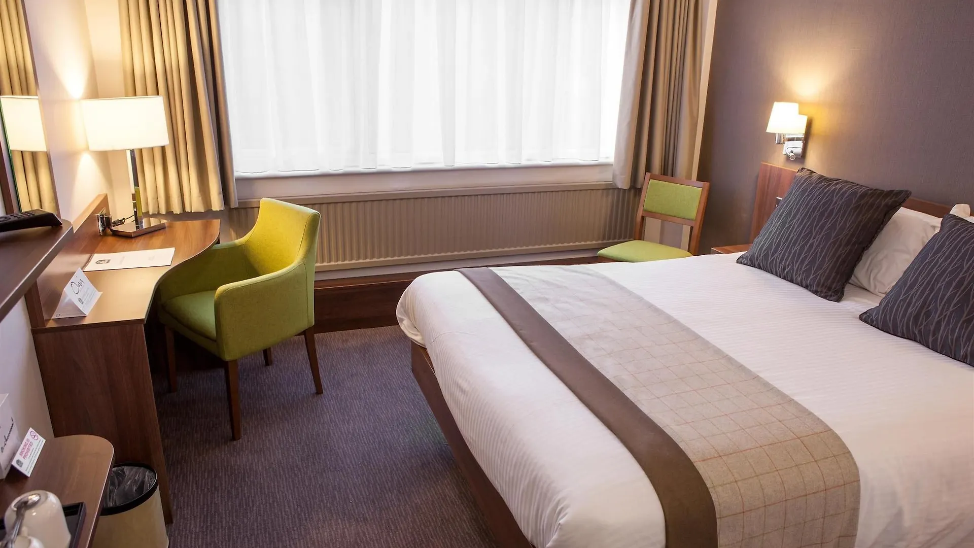 Cresta Court Hotel Altrincham
