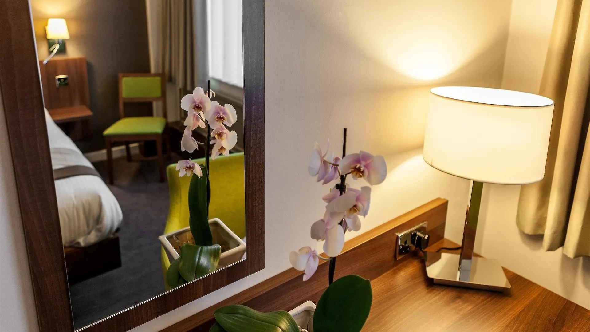 Cresta Court Hotel Altrincham 3*,