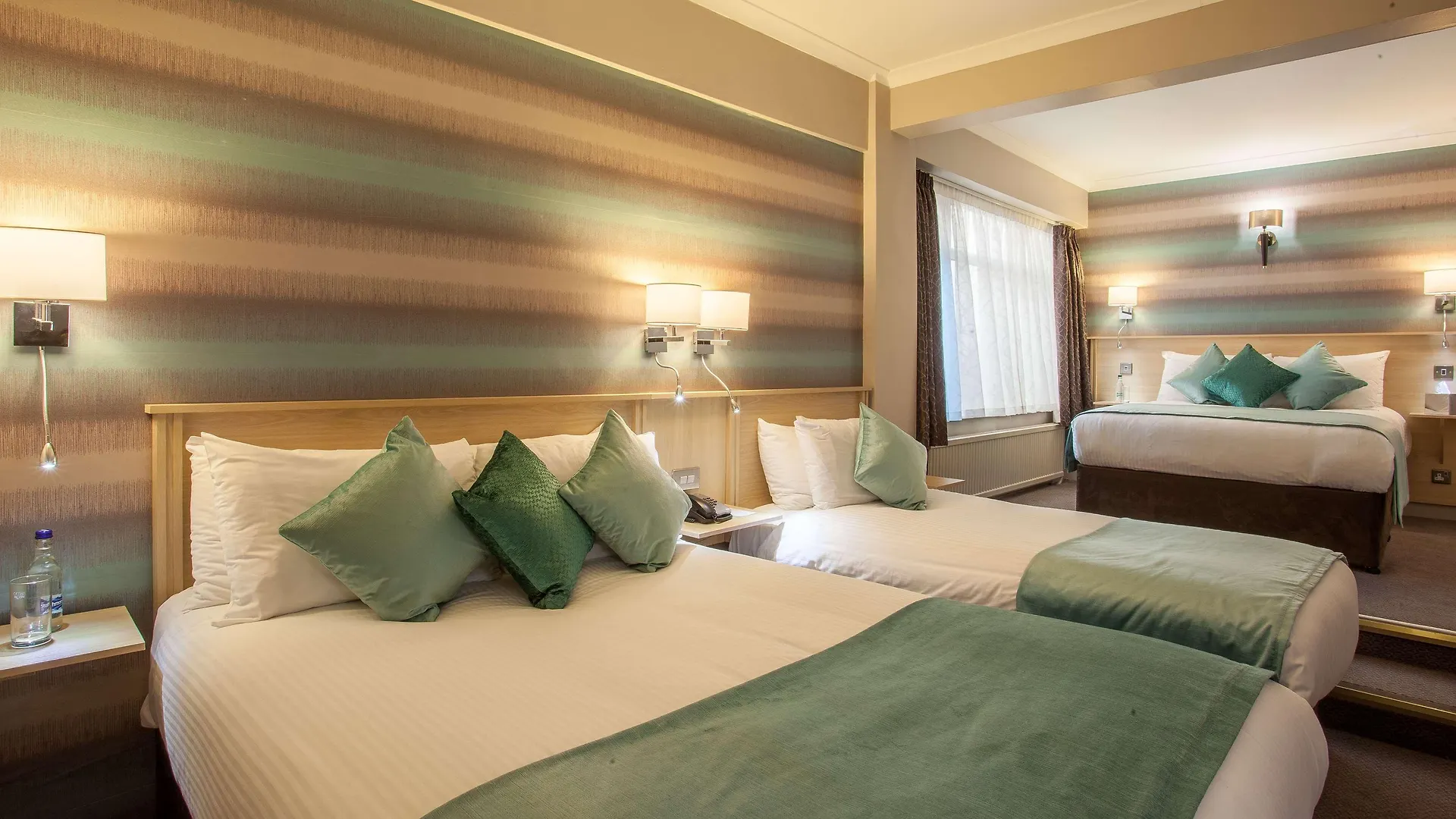 Cresta Court Hotel Altrincham