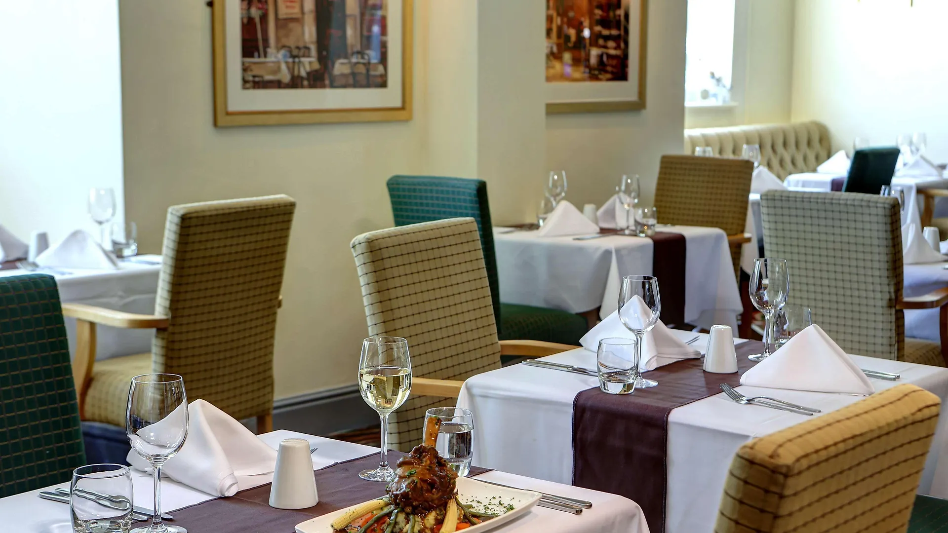 Cresta Court Hotel Altrincham