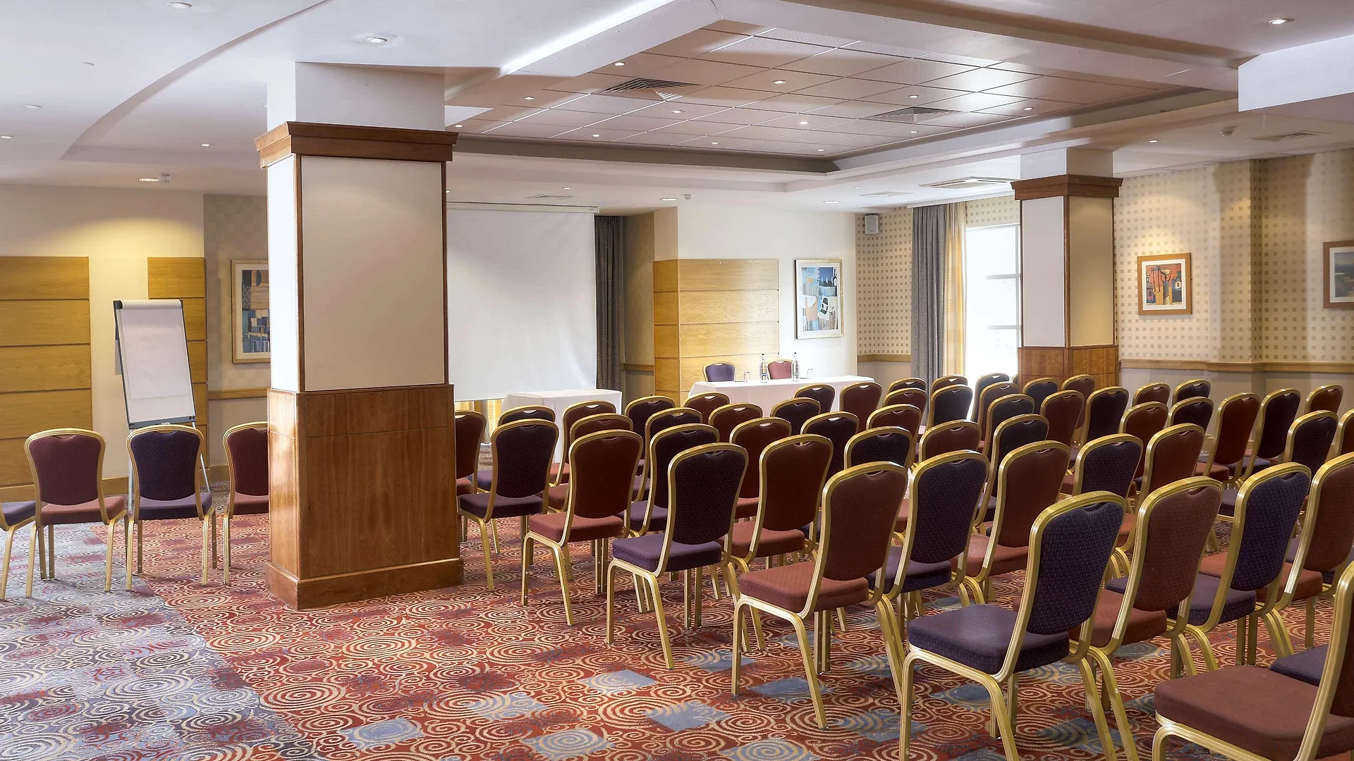 Cresta Court Hotel Altrincham