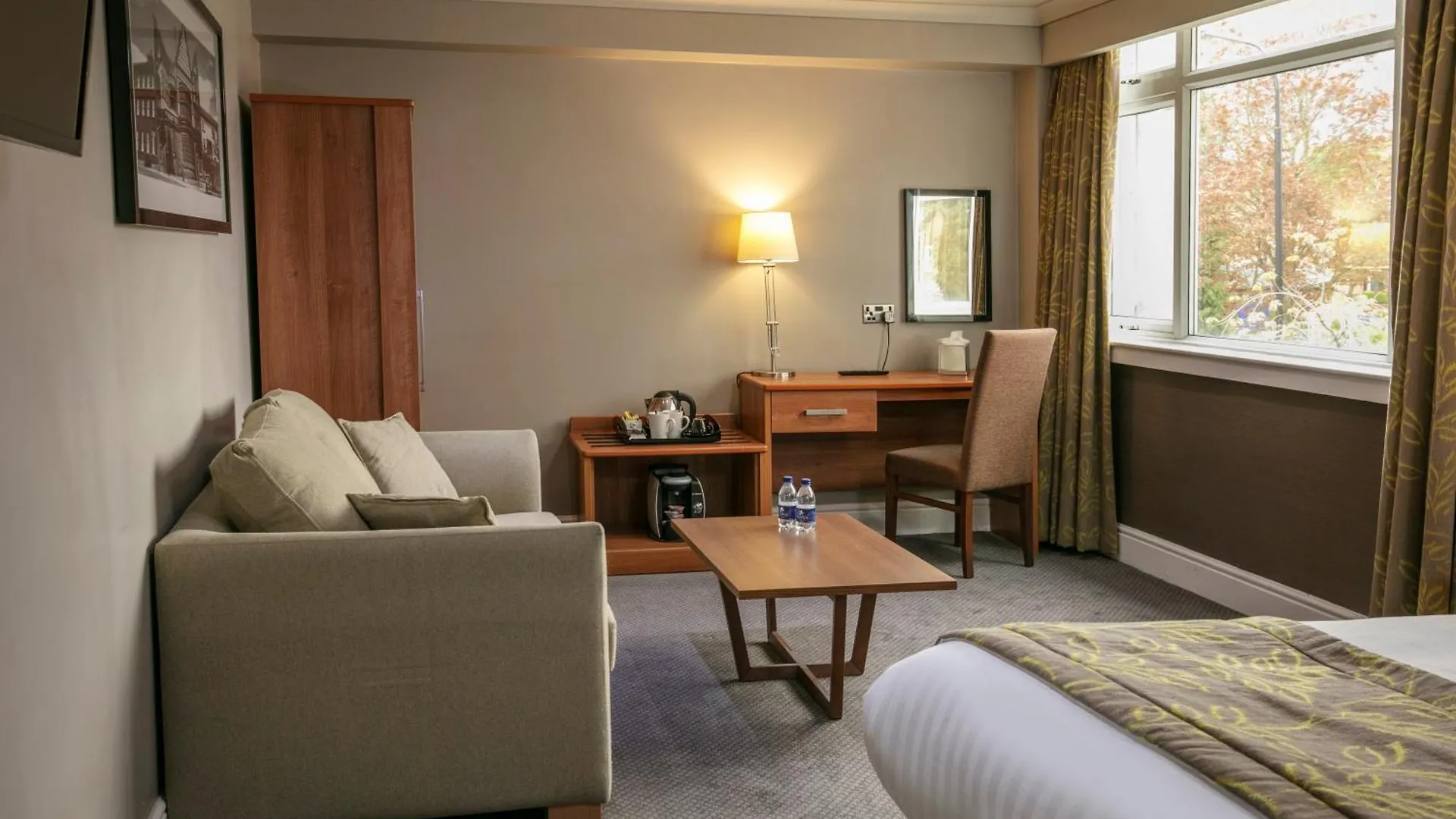 Cresta Court Hotel Altrincham