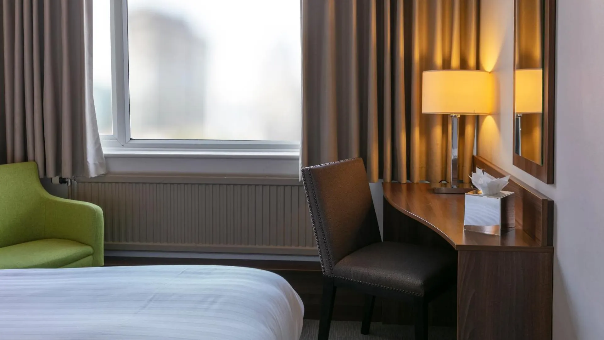 Cresta Court Hotel Altrincham