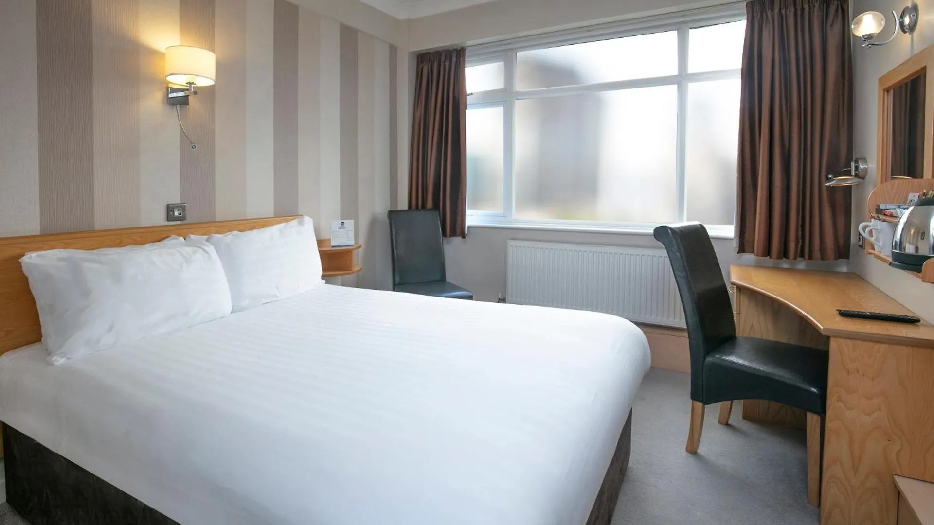***  Cresta Court Hotel Altrincham United Kingdom