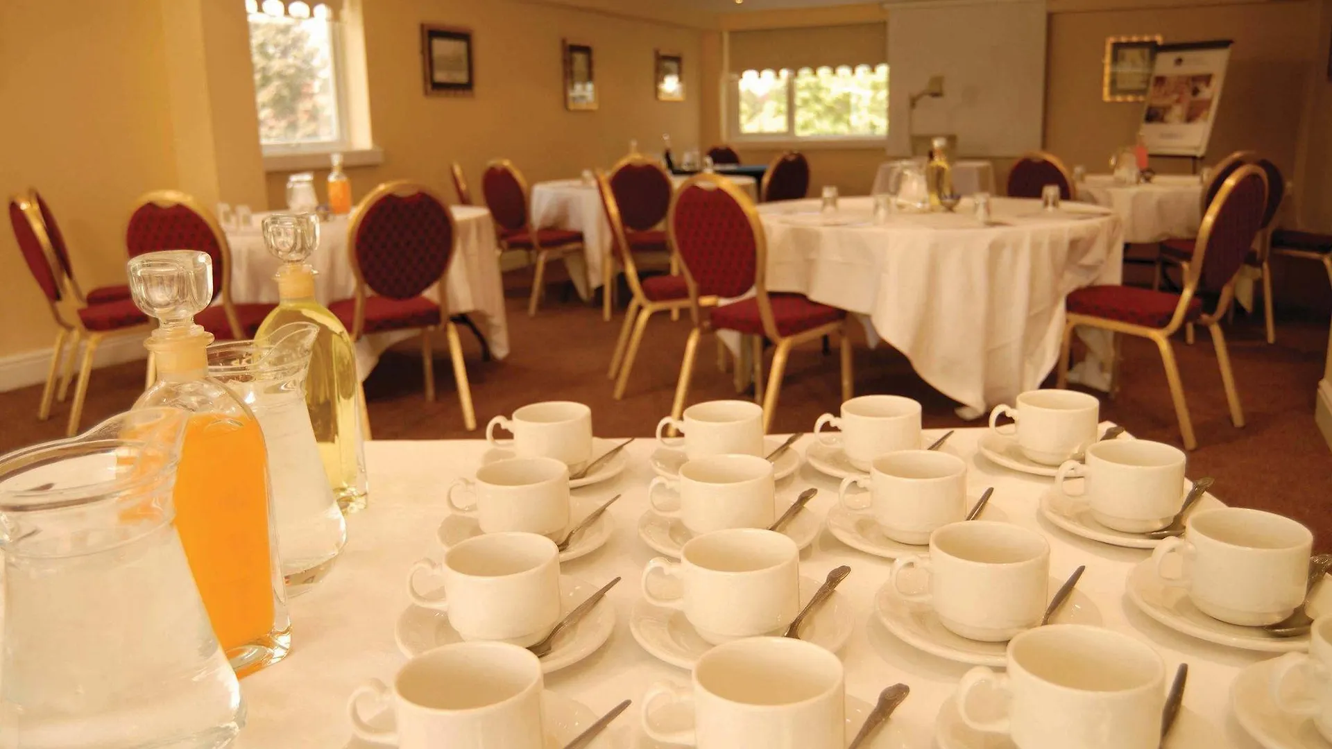 Cresta Court Hotel Altrincham
