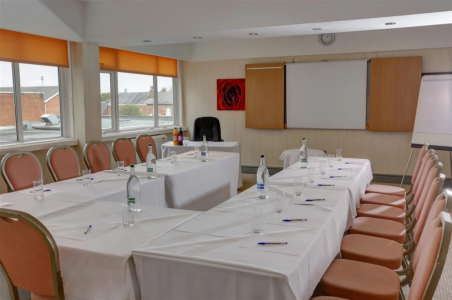 Cresta Court Hotel Altrincham 3*,